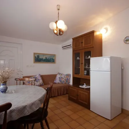 Apartment Barbel