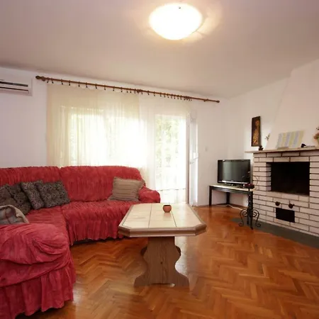 Barbel Apartment