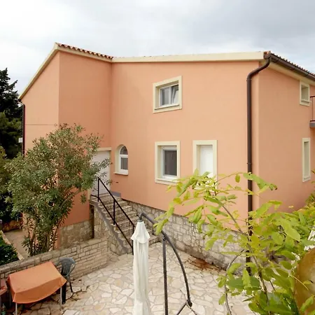 Barbel Apartment *