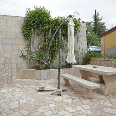 Barbel Apartment